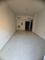 For rent a one-bedroom apartment with a balcony, central air conditioning, the first resident in Ajman, Al-Rawdah area, Sheikh Ammar Street : Image 2