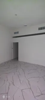 A room and a hall for rent in Al Bostan : Image 2