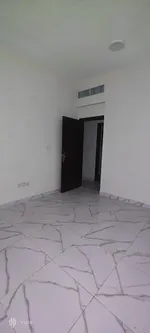 A room and a hall for rent in Al Bostan : Image 3
