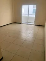 للإيجار شقة غرفة و صالة ببلكونة تكيف مركزي في عجمان النعيمية 2 : Image 2