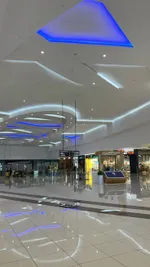 بار فاخر بعائد 10% في فندق ماريوت – موقع استراتيجي لا مثيل له! 🔹 : Image 5