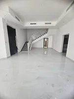 Villa for sale in Al Yasmeen area in Ajman with large areas and an economical price : Image 2