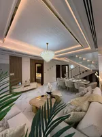 فيلا فاخره للبيع بمساحات كبيره مفروشه بأثاث كلاسيكي : Image 1