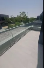 للبيع فيلا مسار سنديان طابقين تتكون من 4 غرف ماستر 5 حمامات صالة مجلس غرفة الطعام غرفة خادمة حوش حجم كبير : Image 2