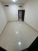 غرفه وصاله للايجار السنوي في النعيميه 1 عجمان قريبه لمخرج دبي والشارقه وجميع الخدمات : Image 3