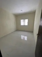 Apartment in Al Jurf : Image 3