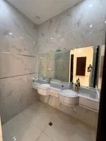 فيلا للإيجار في عجمان : Image 1