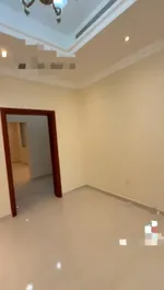 للبيع فيلا في الشارقة تقع في منطقة النوف (4) شارع قار بالقرب من مسجد طابقين تتكون من 4 غرف + صالة + مجلس : Image 2