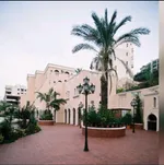 School for sale : Image 1