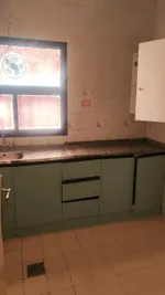 مكاتب للايجار السنوي بمنطقة متميزة في دبي : Image 3