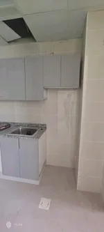 للإيجار إستوديو أول ساكن مساحة واسعة في عجمان منطقة الجرف 3 خلف سوق صيني قريب من شارع محمد بن زايد : Image 6