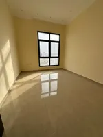 للإيجار فيلا في امارة  الشارقة  منطقة الحوشي   تتكون من  5 غرف نوم ماستر وصالتين  ومجلس  و مطبخين   وغرفة غسيل وغرفة خادمة    حديقة خارجية ومظلة سيارات      مساحة الارض 5000 قدم مربع  مطلوب  سنويا 140 ألف درهم للمعاينة يرجى التواصل مع الرقم
050328344 : Image 4