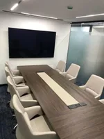 For annual rent, an office ready for use and suitable for all commercial activities : Image 7