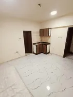 استديو مساحه مميزه سعر مميز جدا قريب من جميع الخدمات وقريب من مخرج دبي والشارقه : Image 2