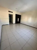 استديو للايجار في الراشديه 3 : Image 6