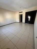 استديو للايجار في الراشديه 3 : Image 1