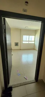 غرفه وصاله مساحه واسعه في ارقي الاماكن في المويهات عجمان قريبه من محمد بن زايد وشيخ عمار : Image 6