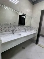 شقه غرفتين وصاله للإيجار بمدينة الرياض جنوب الشامخة : Image 5