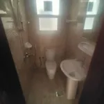 غرفه وصاله اول ساكن الروضه عجمان  علي الشارع الرئيسي الشيخ عمار قريبه من مخرج الشارقه ودبي : Image 3