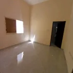 For rent a studio in a villa with a room, bathroom, kitchen, including water, electricity and Internet for 1400 per month. Location Al Ain Al Hili : Image 4