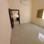 For rent a studio in a villa with a room, bathroom, kitchen, including water, electricity and Internet for 1400 per month. Location Al Ain Al Hili : Image 8