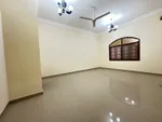 Villa for rent in Al Mowaihat 1 : Image 4