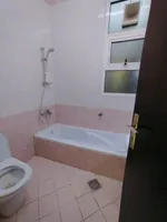 For rent a studio in a building with water and electricity next to Al Jimi Mall : Image 3