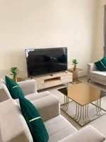 للإيجار شقة مفروش شهري غرفتين و صالة ببلكونة في عجمان منطقة النعيمية قريبة من كل الخدمات : Image 6