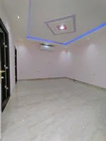 للايجار استوديو مساحه واسعه غرفه حمام مطبخ شامل ماء كهرباء انترنت ب 1800 شهري : Image 1