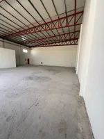 Food warehouse for rent in Umm Al Qayoun. There are 3 large warehouses available : Image 7