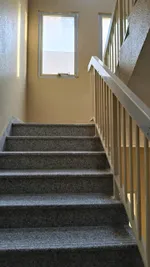 A building with a great location and a nice income : Image 6