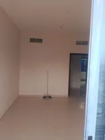 A room and a hall for annual rent in Al Nuaimiya 1, next to Al-Hekma School and Aswaq Al Amarat, and close to Wasit Road : Image 5