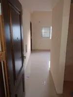 استديو للايجار السنوي في عجمان خزائن في الحائط مساحه مميزه اطلاله مميزه جميع الخدمات قريب من البحر مكان راقي : Image 4