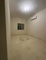 فيلا للإيجار دورين 5 غرف : Image 8