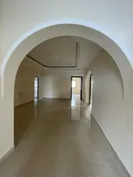 للبيع فيلا في الشارقة تقع في منطقة الدراري طابق واحد فقط. قريب جدا من الزاهية مول : Image 1