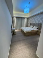 للإيجار شقة غرفة و صالة مفروشة شهري في برج في عجمان الراشدية 2 قريب من جسر غلفا شامل الفواتير : Image 1