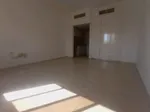 Apartment for annual rent in Ajman in Al Jurf with 2 rooms and a hall : Image 1