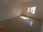 Apartment for annual rent in Ajman in Al Jurf with 2 rooms and a hall : Image 3
