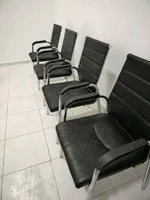 للايجار السنوي مكتب خدمات : Image 4