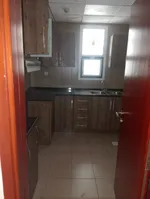 A spacious one-bedroom apartment with two bathrooms. The address is Al Nakheel close to the Corniche and close to Dubai and Sharjah exit/A spacious one-bedroom apartment with two bathrooms, located in Al Nakheel, close to the Corniche and the Dubai a : Image 4