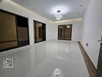 مع الكهرباء والمياه والمكيفات طابقين وروف ومسبح وجهه حجر : Image 7