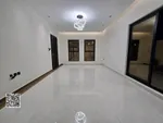 مع الكهرباء والمياه والمكيفات طابقين وروف ومسبح وجهه حجر : Image 8