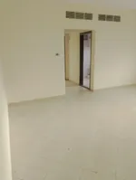 شقه غرفه وصاله  بلكونه حمام  مساحه واسعه العنوان النعيميه قريب من الملك وشارع الكويت و قريب من مخرج دبي والشارقه//Apartment with one bedroom, a living room, a balcony, and a bathroom. Spacious. Address: Al Nuaimiya, close to King Abdullah Road and Ku : Image 4