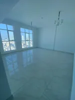 شقه غرفتين  وصاله  بلكونه حمام  مساحه واسعه العنوان الكورنيش قريب مندوار السفينه ودوار فيرونا امباشر علي محمد بن زايد مباشر  مخرج دبي والشارقه//Two-bedroom apartment with a living room, a balcony, and a bathroom. Spacious area. Address: Al Corniche,  : Image 6