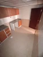 شقه غرفه  وصاله  بلكونه حمام  مساحه واسعه العنوان النعيميه قريب من  الملك فيصل وشارع الكويت علي محمد بن زايد مباشر  مخرج دبي والشارقه//Apartment with one bedroom, a living room, a balcony, and a bathroom. Spacious. Address: Al Nuaimiyah, near King Fa : Image 4