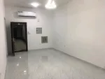للايجار شقة بالروضة عجمان غرفه وصاله اول ساكن : Image 2