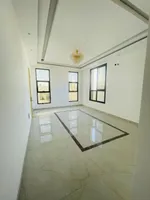 Standalone villa with excellent finishes in a vital location for sale : Image 2