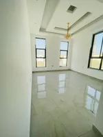 Standalone villa with excellent finishes in a vital location for sale : Image 4