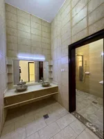 للايجار فيلا مستقلة طابقين في العين غنيمة : Image 6