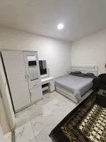 استديو مفروش شامل للايجار في المرخانية : Image 2